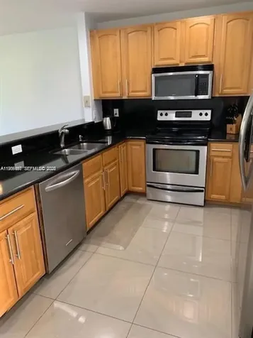 504 Woodgate Circle Sunrise FL 33326
