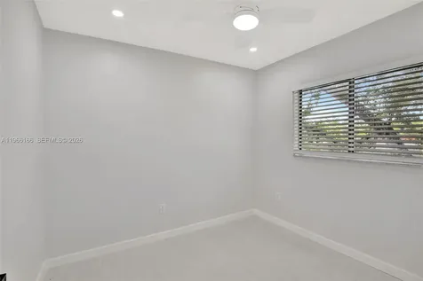 3916 NW 207th St Road Miami Gardens FL 33055