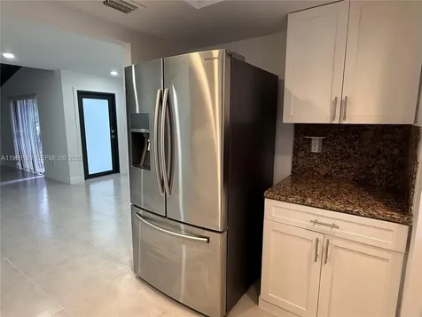 6712 SW 114th Avenue Miami FL 33173
