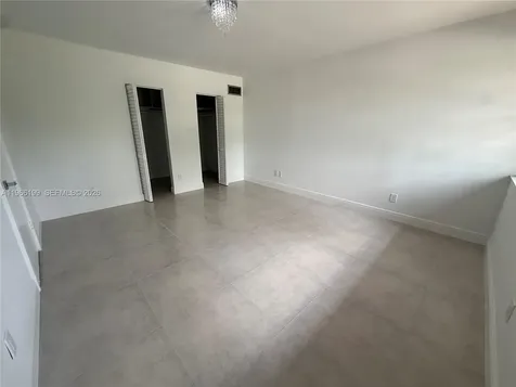 6712 SW 114th Avenue Miami FL 33173