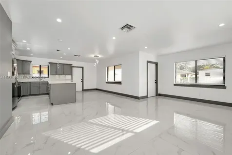 2221 Charleston Street Hollywood FL 33020