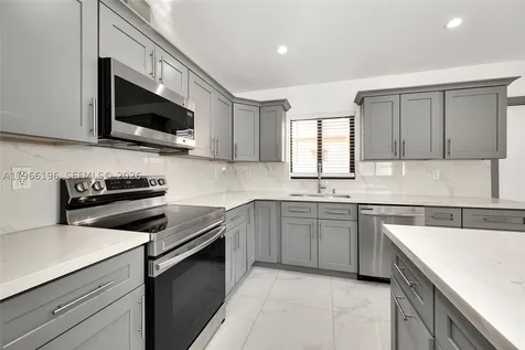 2221 Charleston Street Hollywood FL 33020
