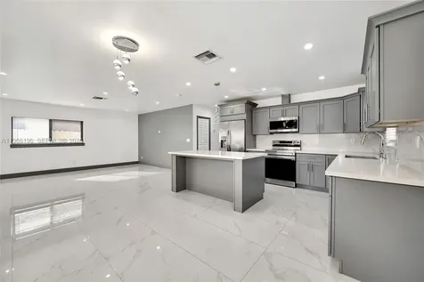 2221 Charleston Street Hollywood FL 33020