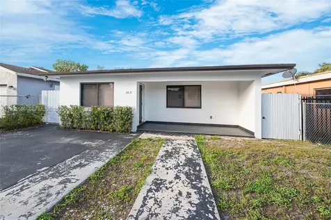 2221 Charleston Street Hollywood FL 33020