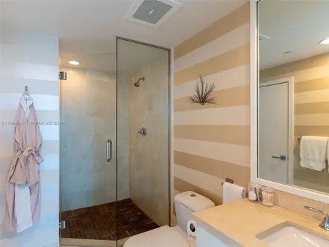 6799 Collins Avenue Miami Beach FL 33141