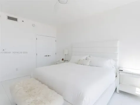 6799 Collins Avenue Miami Beach FL 33141