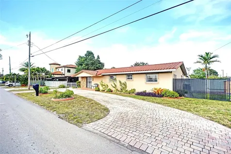 6501 SW 30th Street Miami FL 33155