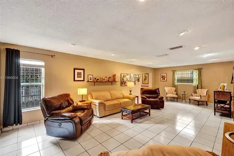 6501 SW 30th Street Miami FL 33155