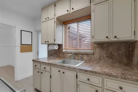 1763 NE 180th Street North Miami Beach FL 33162