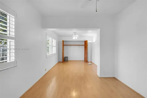 1763 NE 180th Street North Miami Beach FL 33162