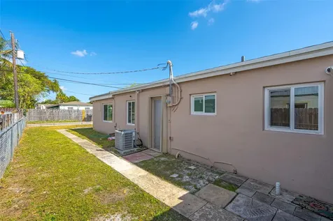 1763 NE 180th Street North Miami Beach FL 33162
