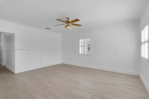 1763 NE 180th Street North Miami Beach FL 33162