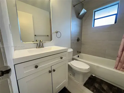 550 SW 115th Avenue Sweetwater FL 33174