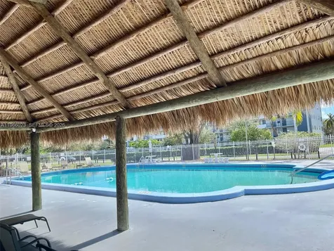 4700 Washington Street Hollywood FL 33021