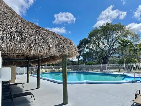 4700 Washington Street Hollywood FL 33021