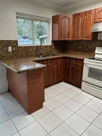 20138 NW 38th Place Miami Gardens FL 33055