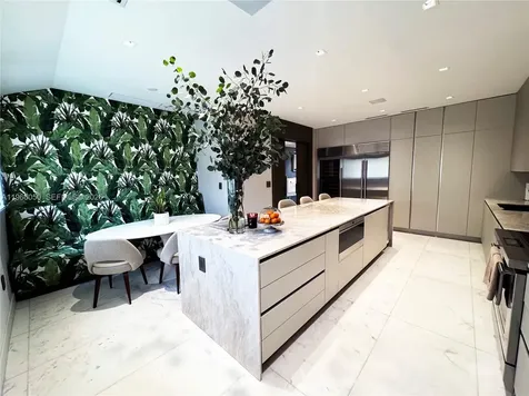 2000 S Bayshore Drive Miami FL 33133