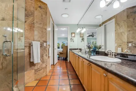 423 NE 23rd Street Wilton Manors FL 33305