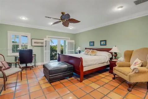 423 NE 23rd Street Wilton Manors FL 33305