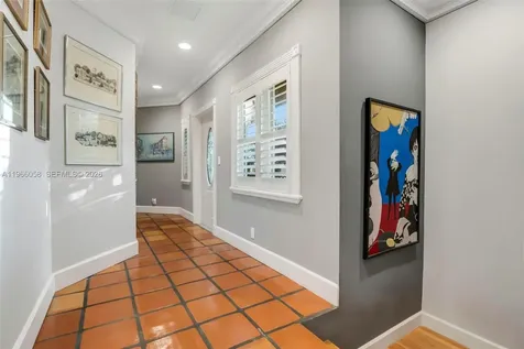 423 NE 23rd Street Wilton Manors FL 33305
