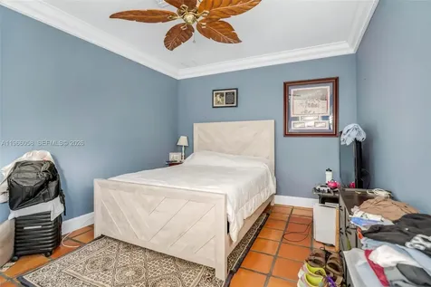 423 NE 23rd Street Wilton Manors FL 33305
