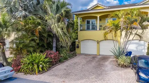423 NE 23rd Street Wilton Manors FL 33305