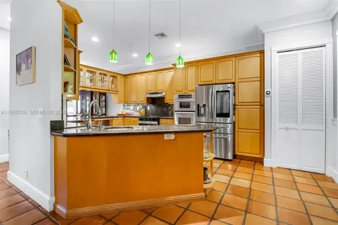 423 NE 23rd Street Wilton Manors FL 33305