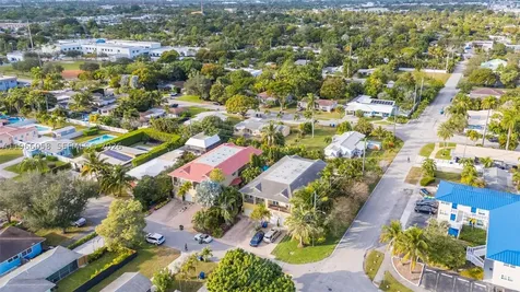 423 NE 23rd Street Wilton Manors FL 33305