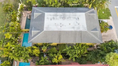 423 NE 23rd Street Wilton Manors FL 33305