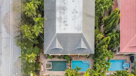 423 NE 23rd Street Wilton Manors FL 33305