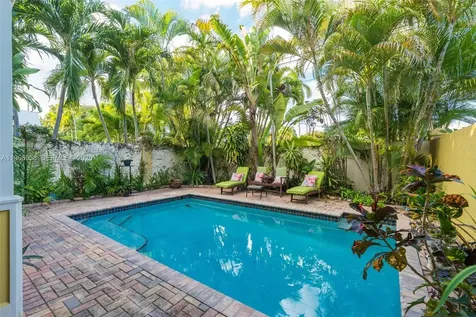 423 NE 23rd Street Wilton Manors FL 33305