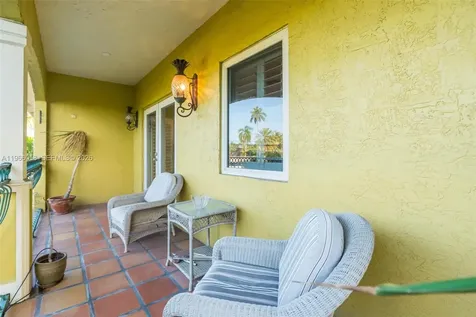 423 NE 23rd Street Wilton Manors FL 33305