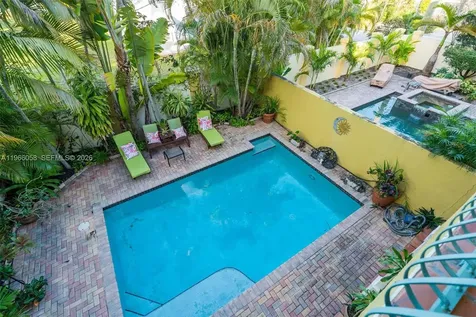 423 NE 23rd Street Wilton Manors FL 33305