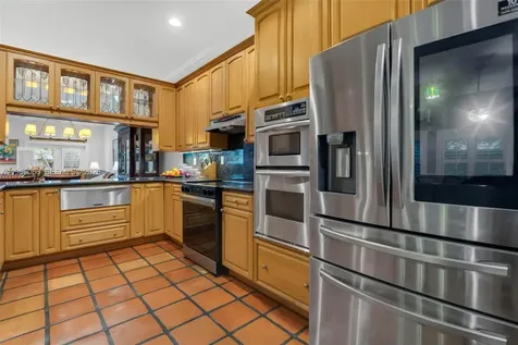 423 NE 23rd Street Wilton Manors FL 33305