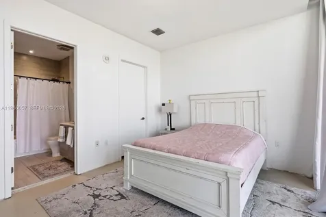 5500 Island Estates Drive Aventura FL 33160