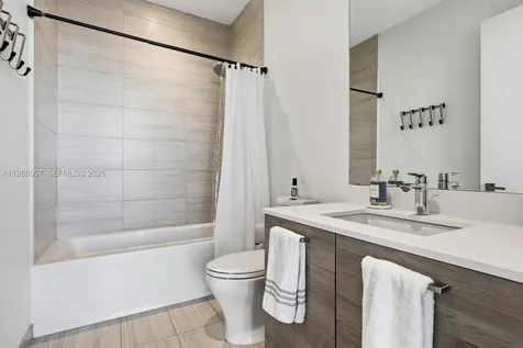5500 Island Estates Drive Aventura FL 33160