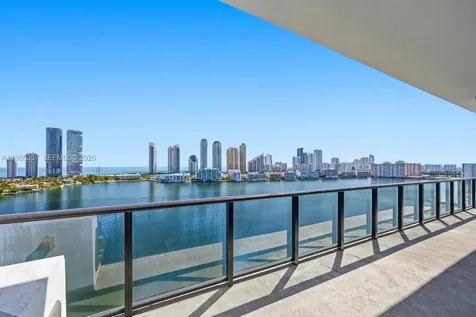 5500 Island Estates Drive Aventura FL 33160