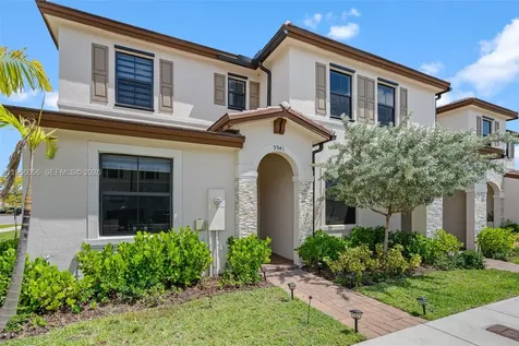9941 SW 231st Lane Miami FL 33190