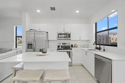 9941 SW 231st Lane Miami FL 33190