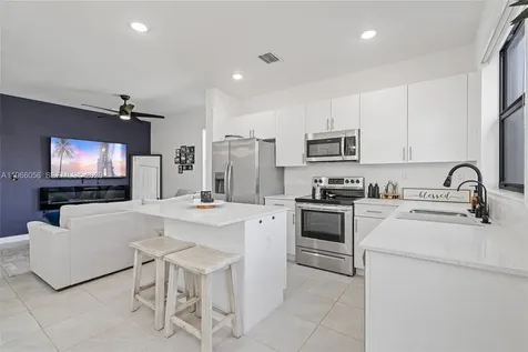 9941 SW 231st Lane Miami FL 33190
