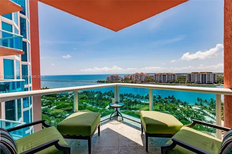 300 S Pointe Drive Miami Beach FL 33139