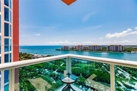 300 S Pointe Drive Miami Beach FL 33139