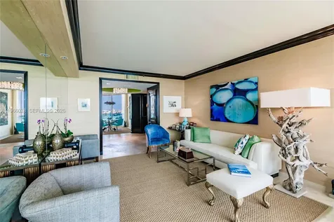 300 S Pointe Drive Miami Beach FL 33139