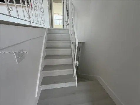 1104 W 44th Street Hialeah FL 33012