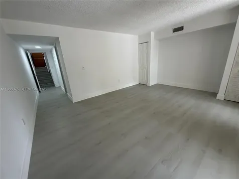 1104 W 44th Street Hialeah FL 33012