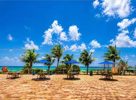 6039 Collins Avenue Miami Beach FL 33140