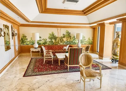 6039 Collins Avenue Miami Beach FL 33140