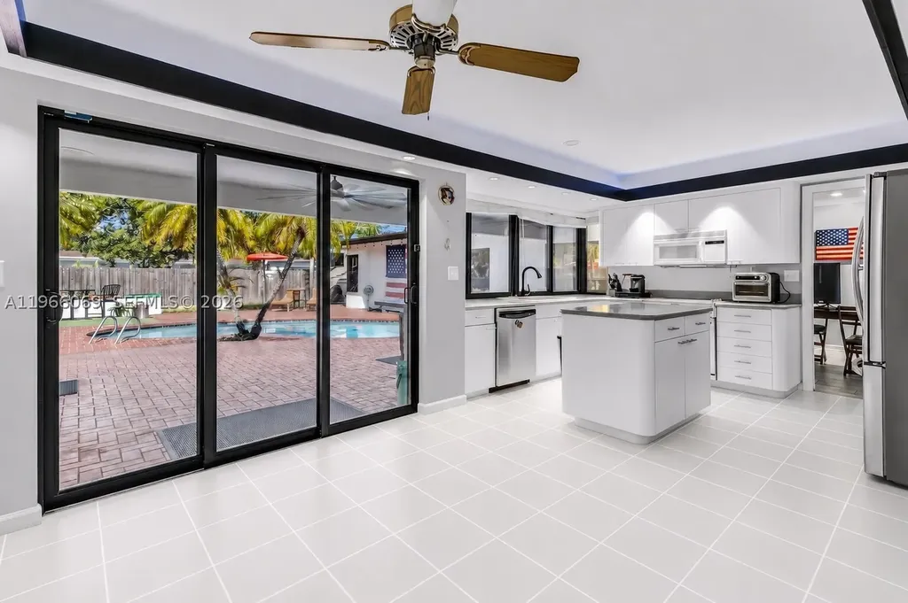 5201 Jefferson Street Hollywood FL 33021