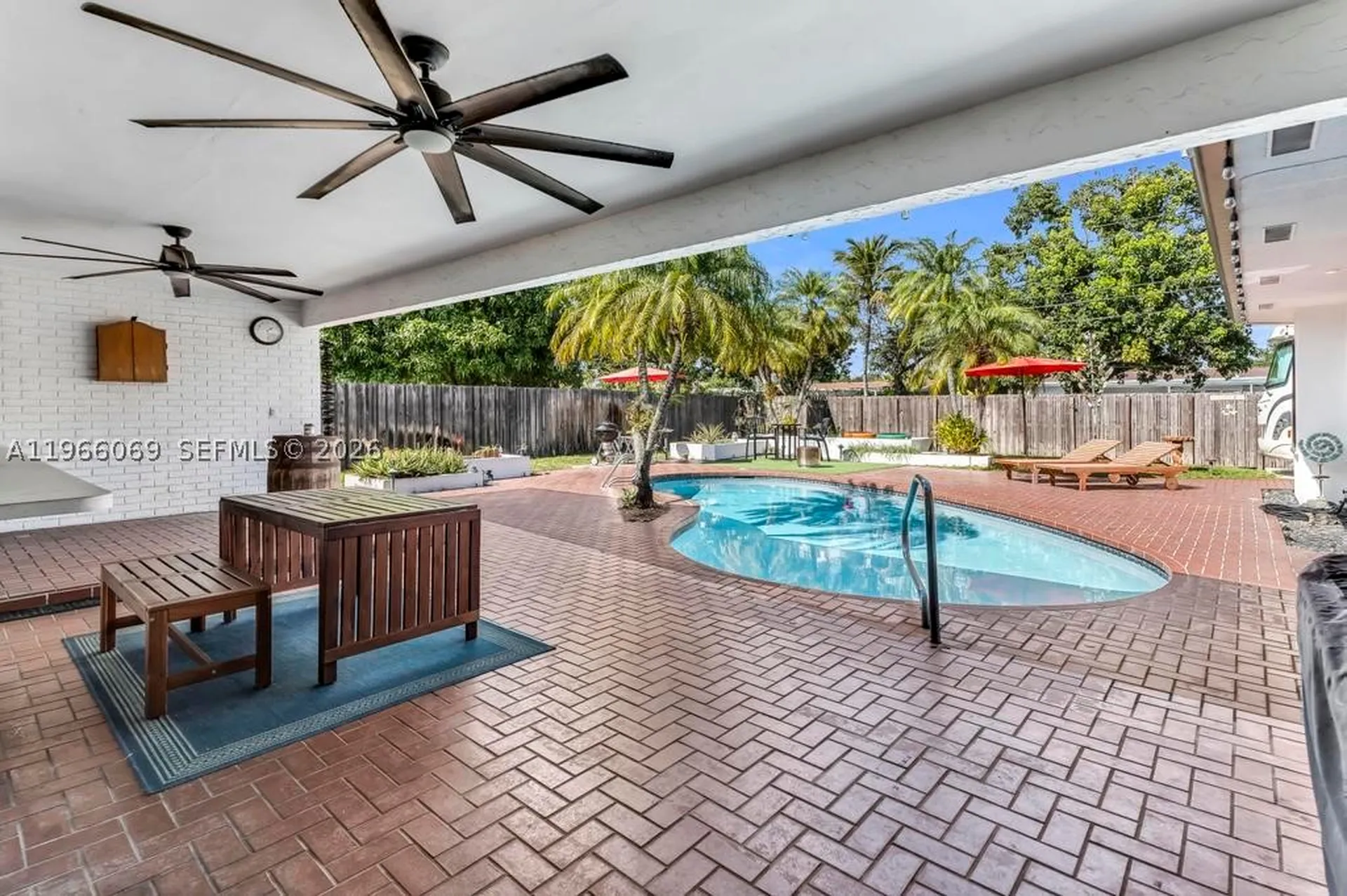 5201 Jefferson Street Hollywood FL 33021