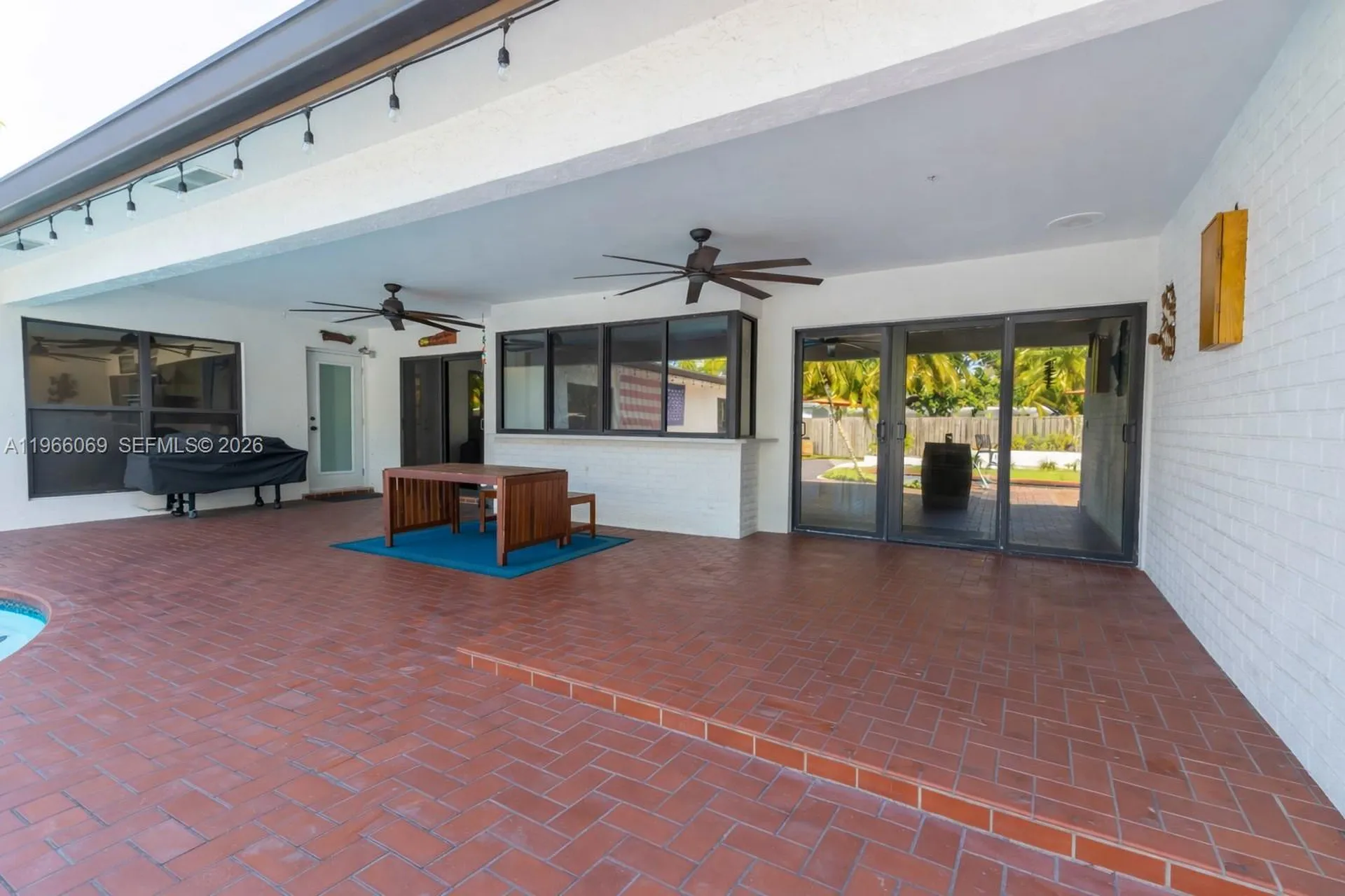 5201 Jefferson Street Hollywood FL 33021